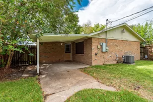 622 N 13th St, La Porte, TX 77571 - Photo 27