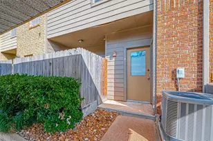 11201 Lynbrook Dr, Houston, TX 77042 - Photo 3