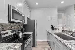 7823 Gladstone St, Houston, TX 77051 - Photo 7