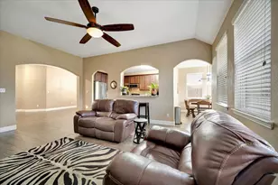 8323 Egret Bay Cir, Baytown, TX 77523 - Photo 11