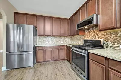 8323 Egret Bay Circle, Baytown, TX 77523 - Photo 17