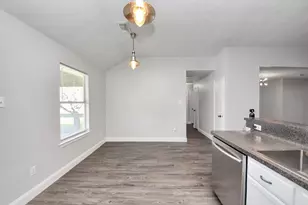 3223 Red Cedar Dr, Baytown, TX 77521 - Photo 11