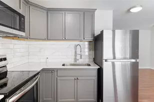 1513 W 22nd St, Houston, TX 77008 - Photo 3