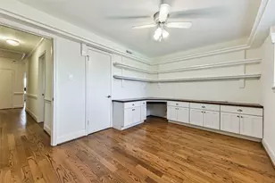 1510 Saxony Ln, Houston, TX 77058 - Photo 19