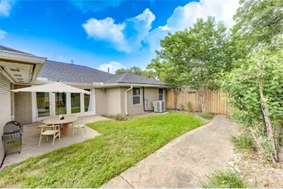 5025 Hazelton Street, Houston, TX 77035 - Photo 21
