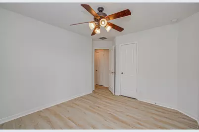 11218 Royal Sands Court, Houston, TX 77088 - Photo 33