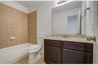11218 Royal Sands Court, Houston, TX 77088 - Photo 27