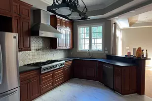 5511 Val Verde St, Houston, TX 77056 - Photo 3