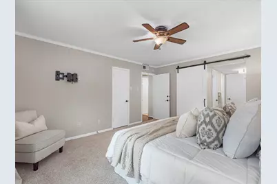 7575 Katy Freeway #98, Houston, TX 77024 - Photo 13