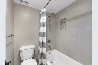 7575 Katy Freeway #98, Houston, TX 77024 - Photo 17