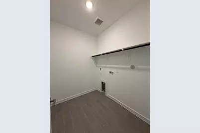 8338 Bay Oaks Drive, Baytown, TX 77523 - Photo 17