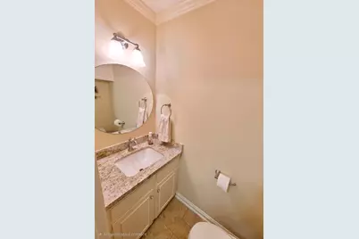 10115 Holly Springs Drive, Houston, TX 77042 - Photo 9