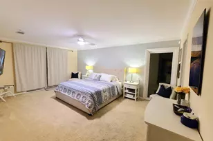 10115 Holly Springs Dr, Houston, TX 77042 - Photo 7