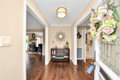 10115 Holly Springs Drive, Houston, TX 77042 - Photo 29