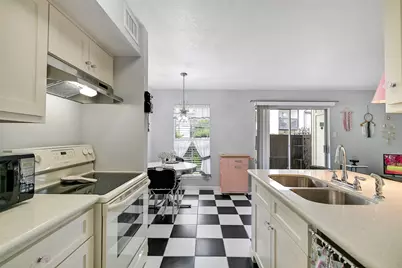 1500 Bay Area Boulevard #346, Houston, TX 77058 - Photo 11