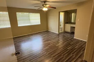 14314 S Quiet Town Ln W, Sugar Land, TX 77498 - Photo 3