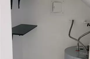 2110 Wilcrest Dr, Houston, TX 77042 - Photo 7