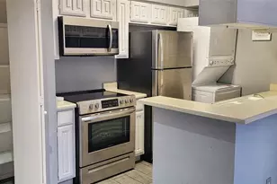 2110 Wilcrest Dr, Houston, TX 77042 - Photo 3