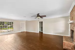 29302 Stapleford St, Spring, TX 77386 - Photo 13