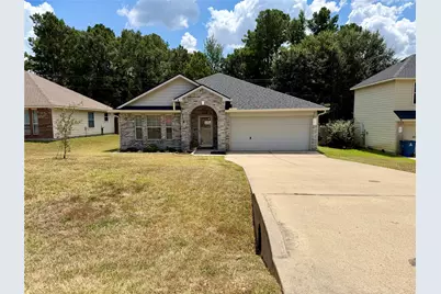 5496 N Buffalo Circle, Willis, TX 77378 - Photo 1