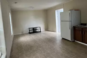 108C S 7th Street S, Highlands, TX 77562 - Photo 3