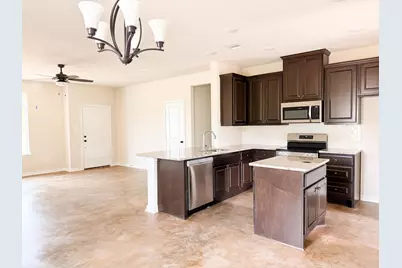 555 Pineview Circle, Jewett, TX 75846 - Photo 5