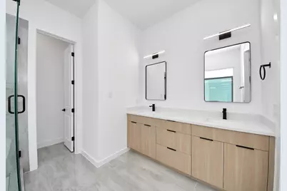 7117 Eastwood St, Houston, TX 77021 - Photo 15