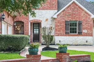 12303 N Austin Shore Dr, Cypress, TX 77433 - Photo 3