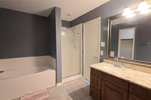 2843 Oakland Brook St, Houston, TX 77038 - Photo 15