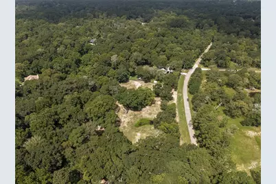 24923 N Clear Creek Road, Hockley, TX 77447 - Photo 11