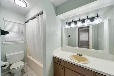 25 Shady Oak Lane, Conroe, TX 77304 - Photo 19