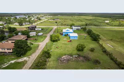2534 Bastrop, Angleton, TX 77515 - Photo 33