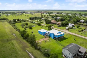 2534 Bastrop, Angleton, TX 77515 - Photo 3