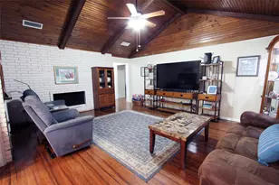 1704 Redwood Cir, Alvin, TX 77511 - Photo 13