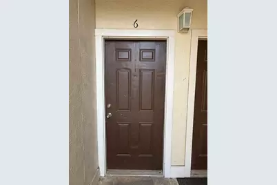 304 Dell Court #6, Houston, TX 77009 - Photo 3