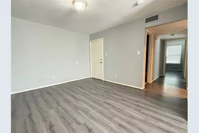 304 Dell Court #6, Houston, TX 77009 - Photo 13