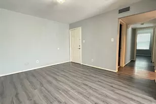 304 Dell Ct, Houston, TX 77009 - Photo 13