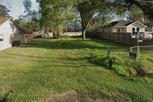 905 Nevell St, Cleveland, TX 77327 - Photo 1
