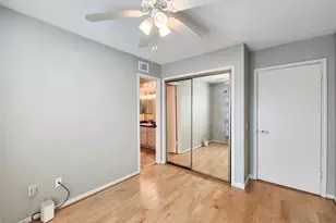 1860 White Oak Dr, Houston, TX 77009 - Photo 13