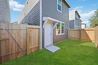 5917 Manning Oaks Street, Houston, TX 77091 - Photo 29