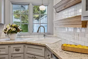 801 Walton St, Houston, TX 77009 - Photo 19