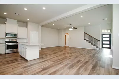 239 Biltmore Loop, Montgomery, TX 77316 - Photo 13