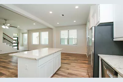 239 Biltmore Loop, Montgomery, TX 77316 - Photo 17