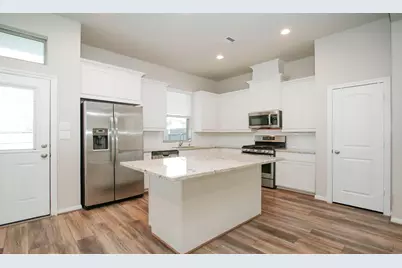 239 Biltmore Loop, Montgomery, TX 77316 - Photo 15