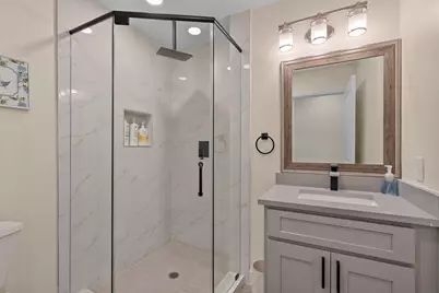 2402 Chimney Rock Road, Houston, TX 77056 - Photo 29