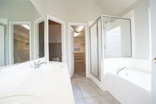 205 W Bronco Bend, Angleton, TX 77515 - Photo 13