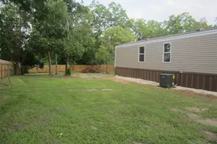 9245 Browning St, Chappell Hill, TX 77426 - Photo 3