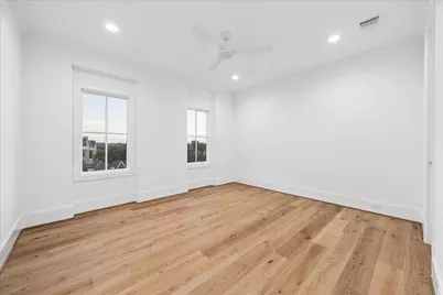 20 Crain Square Boulevard, Houston, TX 77025 - Photo 35