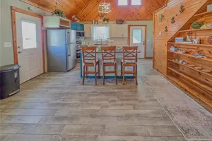 376 Haddock Dr, Palacios, TX 77465 - Photo 11