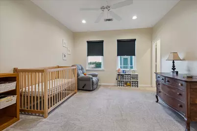 615 W 24th Street, Houston, TX 77008 - Photo 13